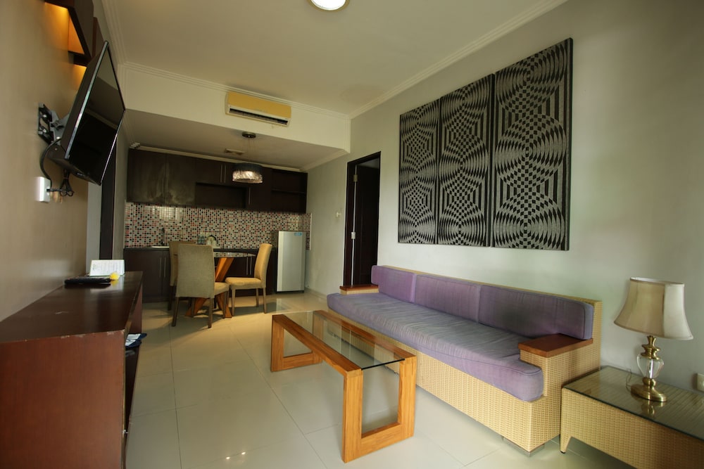 Family Double Room, 1 King Bed - Photo 3