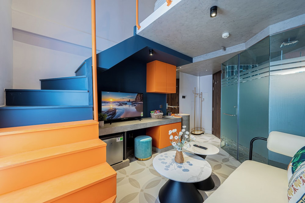 Executive Apartment, City View