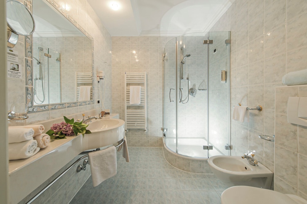 Standard room with balcony photo 2