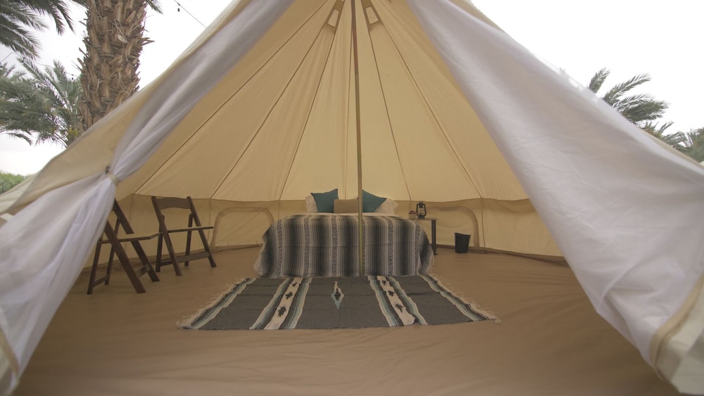 Deluxe Bell Tent, 1 Full Bed photo 2