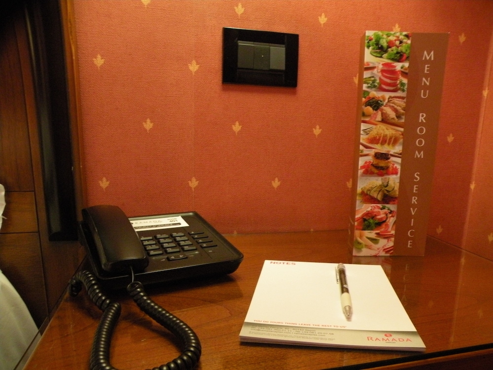Standard Double Room Single Use photo 3