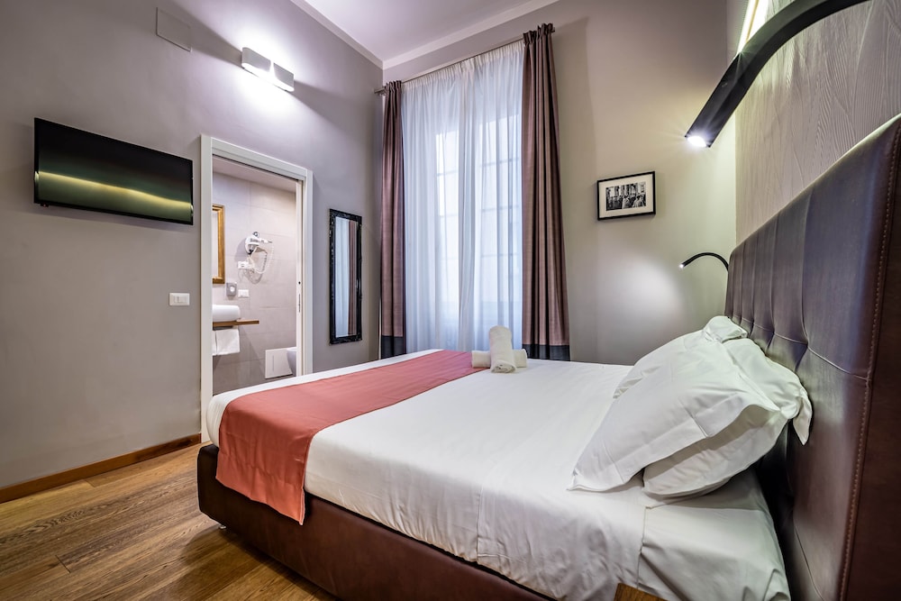 Superior Room, 1 Queen Bed photo 2