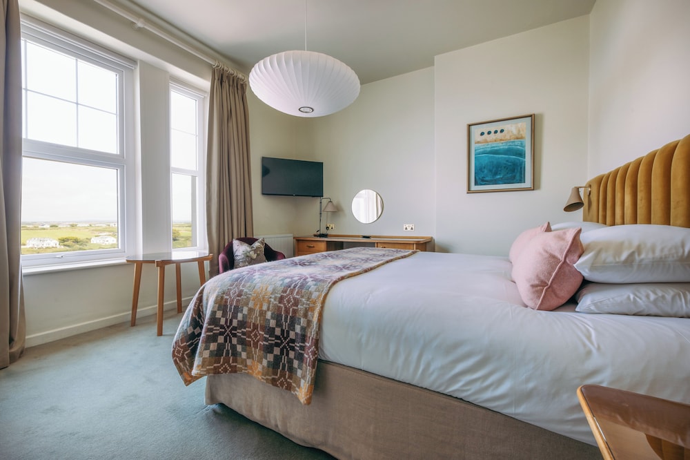 Room (Inland View) - Photo 1