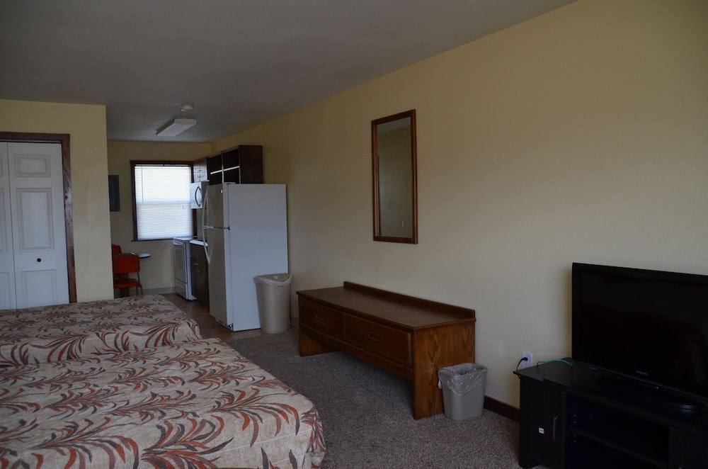 Studio Suite, 2 Queen Beds, Kitchen photo 2