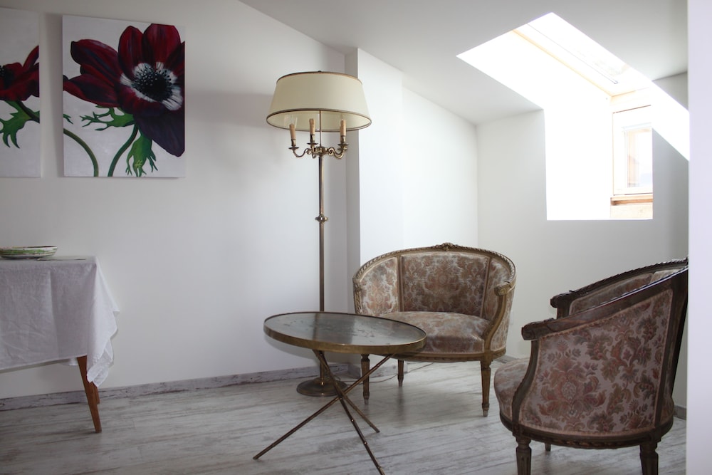 Double Room (Zinzolin) photo 2