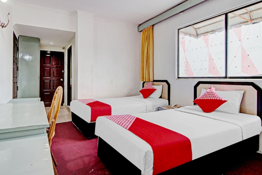 Standard Twin Room photo 2
