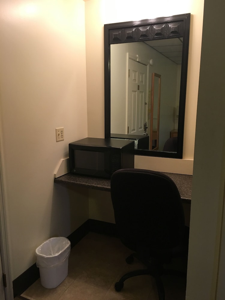 Standard Double Room Single Use, 2 Double Beds photo 2