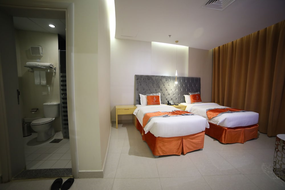 Standard Twin Room photo 3