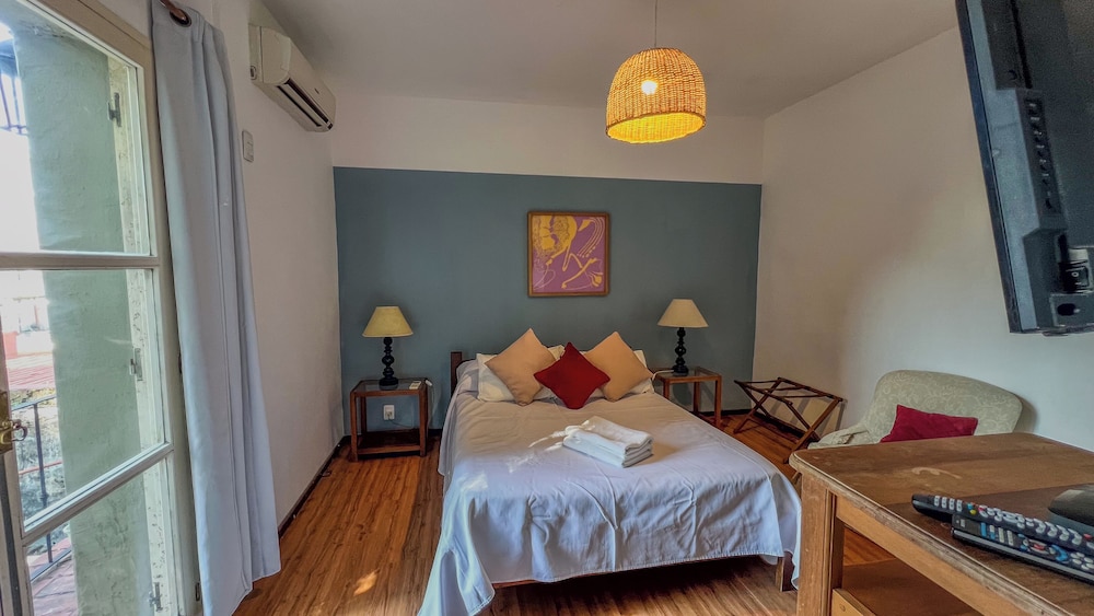 Double or Twin Room, Multiple Beds photo 2