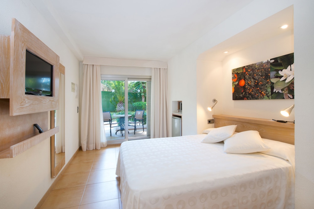 Double Room, Balcony, Garden View