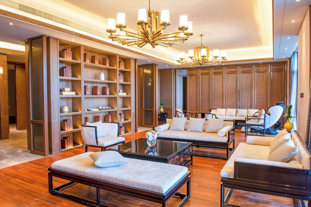 Presidential Suite, Smoking