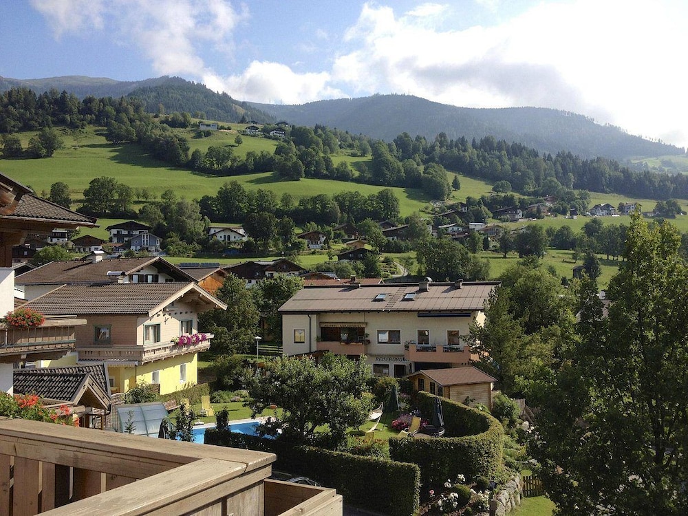 Comfort Double Room, Balcony, Mountain View