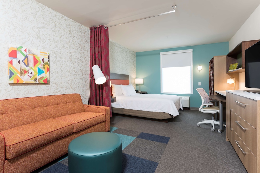 Studio, 1 Queen Bed, Accessible, Non Smoking photo 1