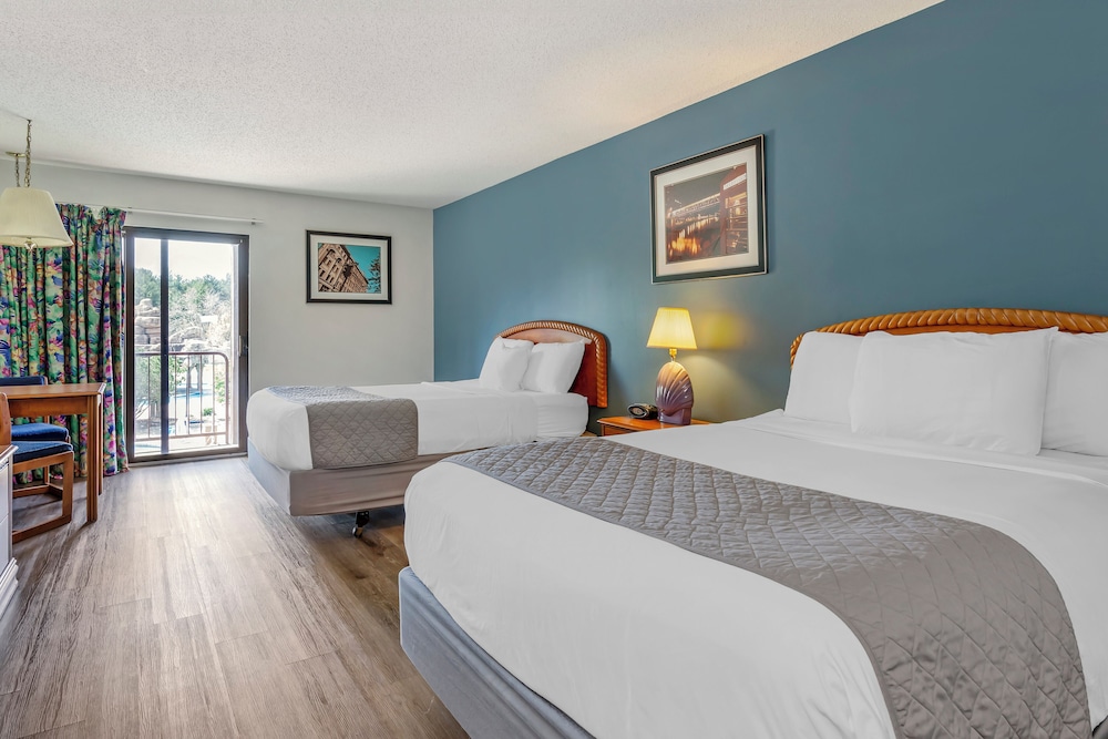 Standard Room, 2 Queen Beds photo 1