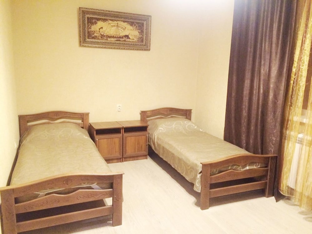 Economy Twin Room photo 1