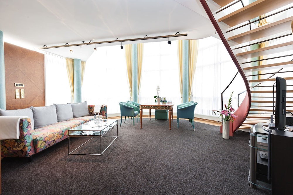 Suite photo 2