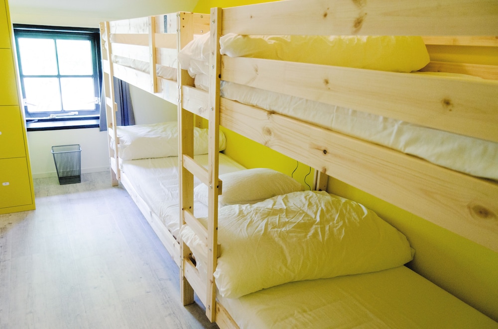 Bed in Shared Dormitory, Mixed Dorm, Shared Bathroom (4 beds) photo 2