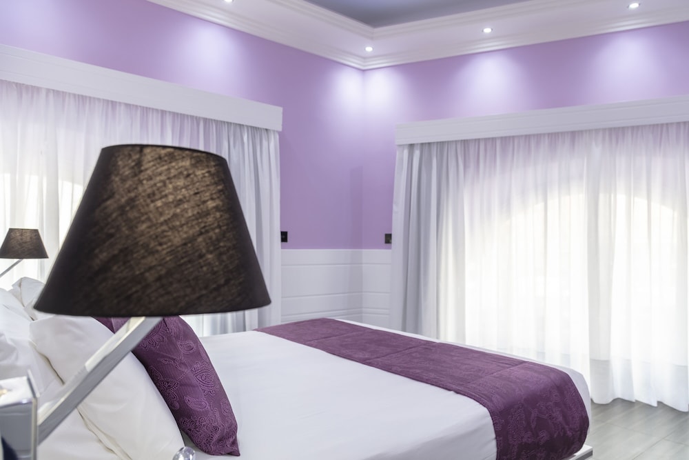 Executive Double Room, City View, Corner photo 3