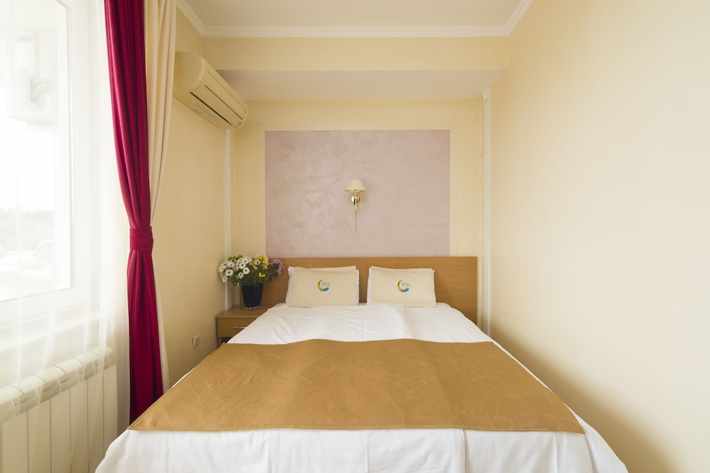 Standard Double Room (Big Balcony)