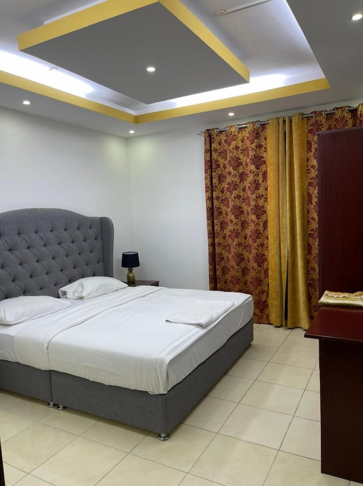 Deluxe Apartment, City View photo 2