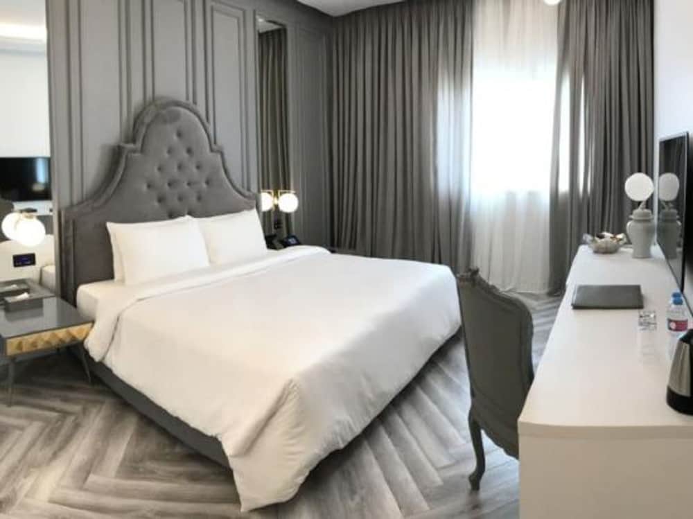Deluxe Double Room photo 2