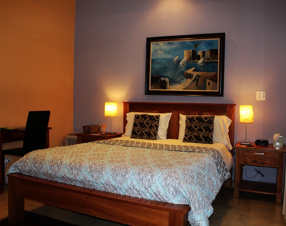 Room, 1 Queen Bed, Mountain View (Caldera) photo 1