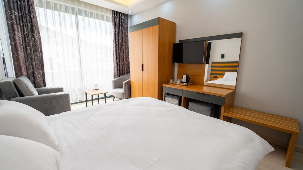 Standard Double Room - Photo 5