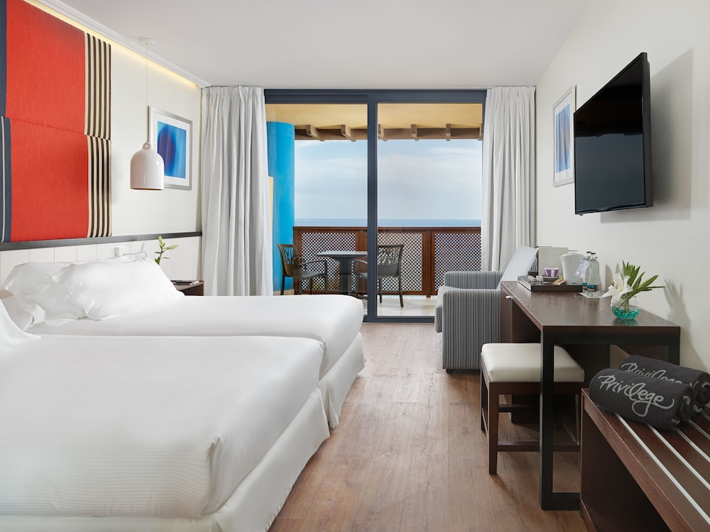 Double Room (Privilege, 2 adults)
