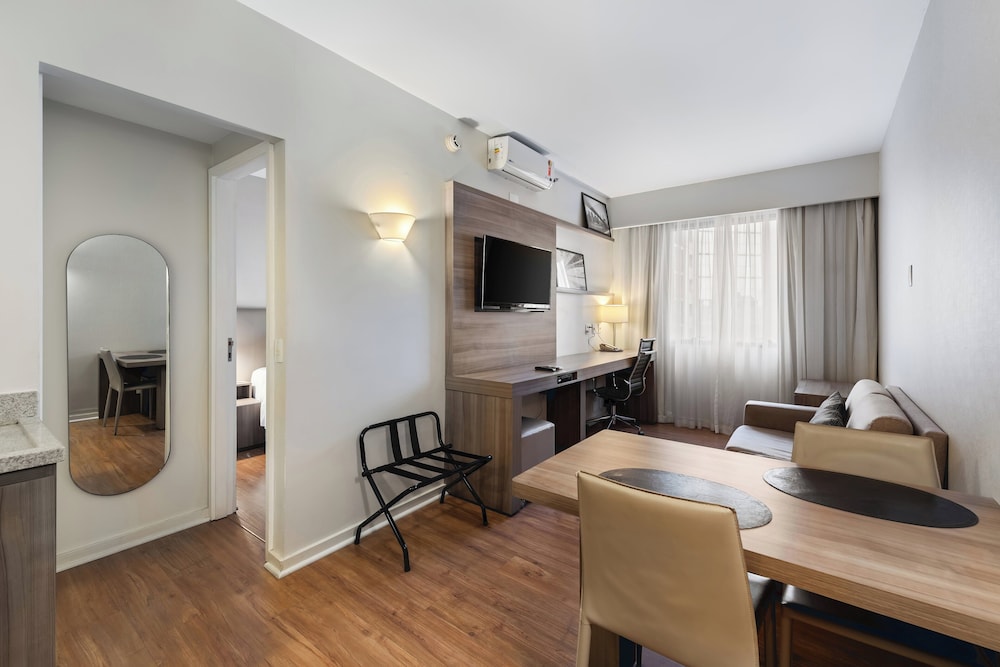 Suite, 1 Bedroom, Kitchen