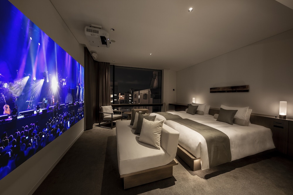 Premier Room With A Projector, Non Smoking - Photo 2