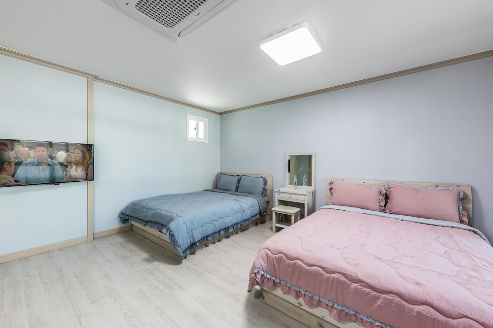 Basic Room, 1 Bedroom (106) photo 3