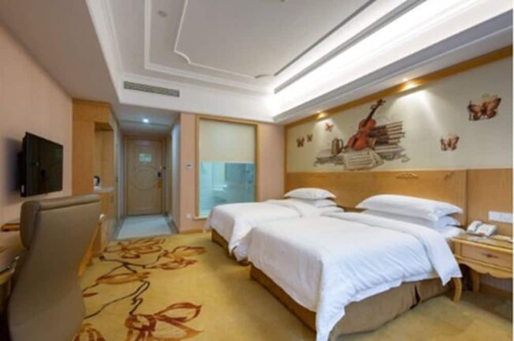 Business Twin Room photo 3