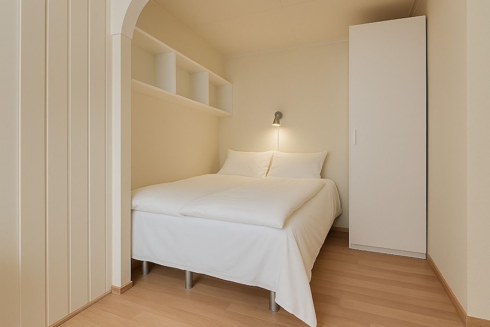 Basic Apartment photo 1