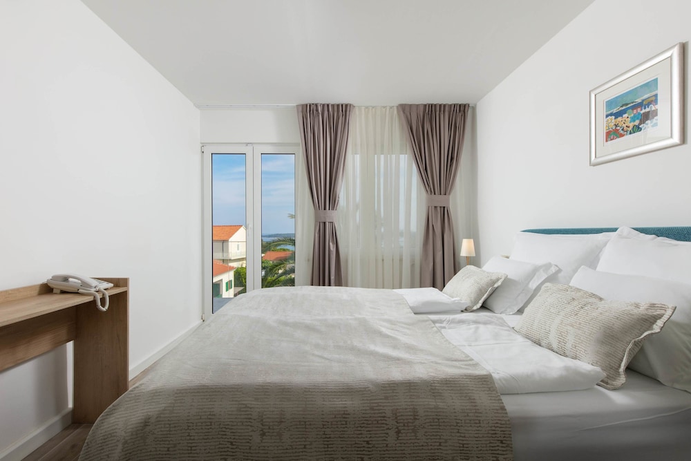 Double Room, Sea View photo 2