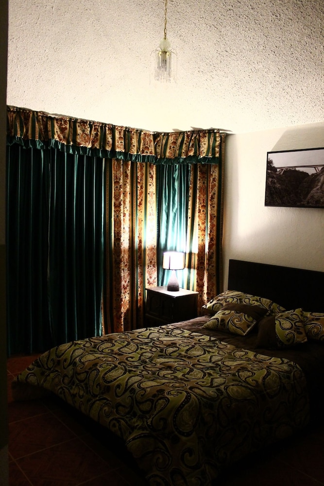 Family Double Room Single Use, 2 Double Beds photo 1