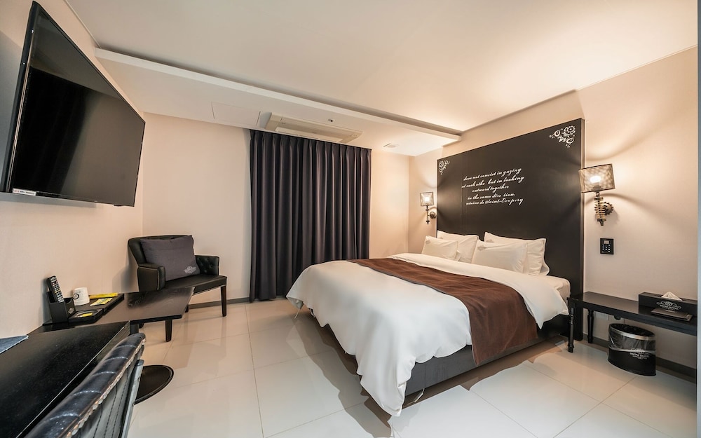 Room (Standard C)
