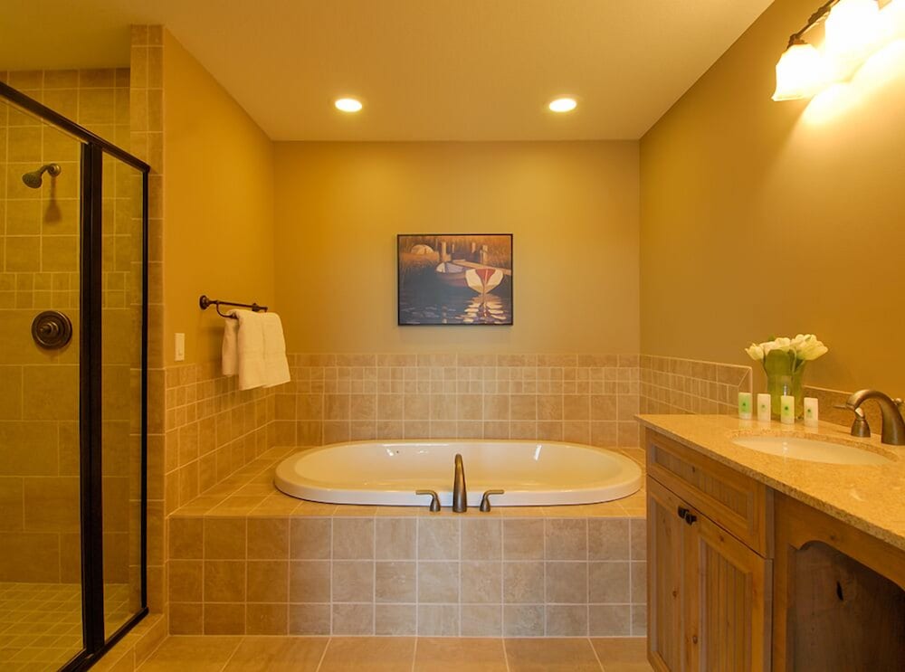 Luxury Suite, 2 Bedrooms, Fireplace, Lake View photo 3