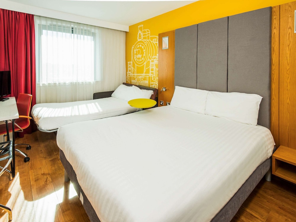 Room, 2 Twin Beds (The Duet) - Photo 1