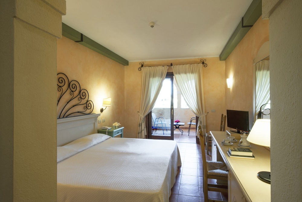 Classic Double Room, Terrace - Photo 1