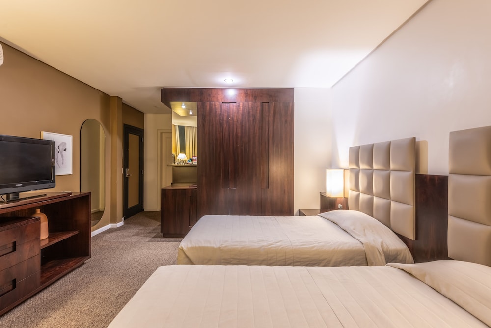 Standard Single Room - Photo 6