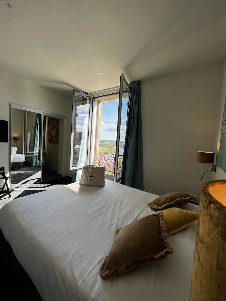 Standard Room, Seine