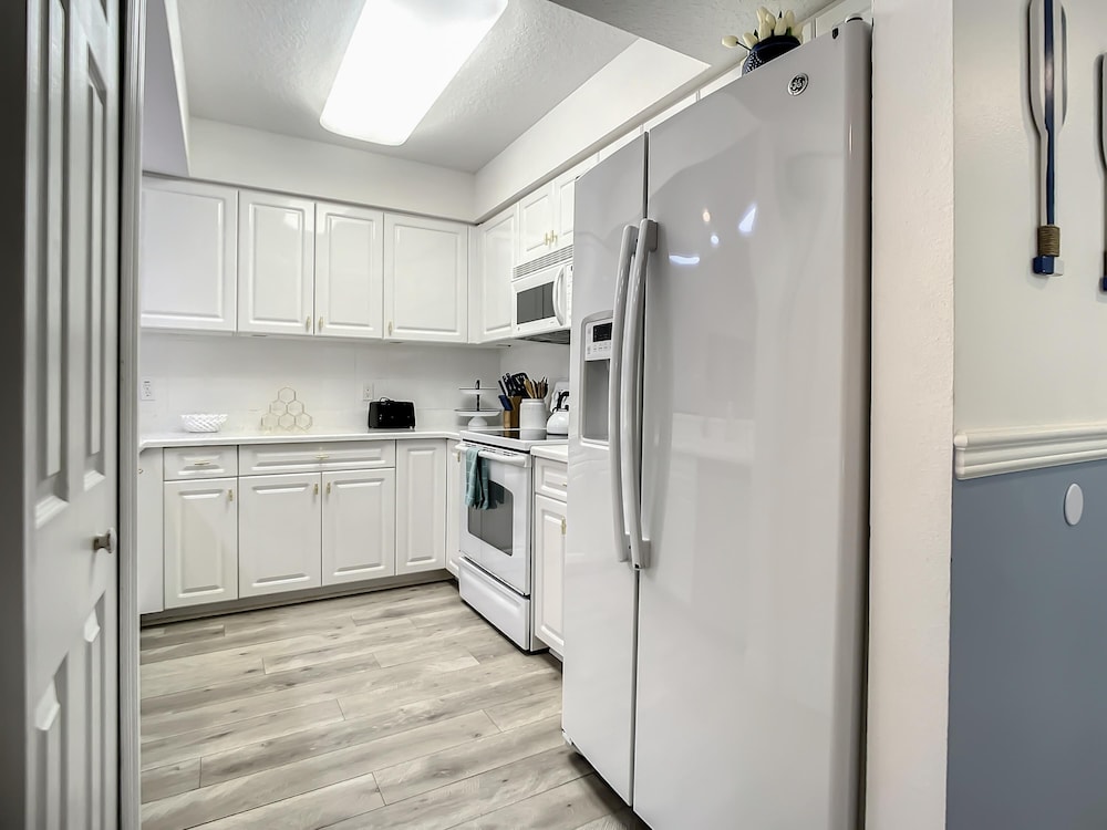 Take in the Gorgeous Sunset in This Beautiful 3 2 Condo Located in Bldg 10at Oceanwalk Ow10-205, Photo 54