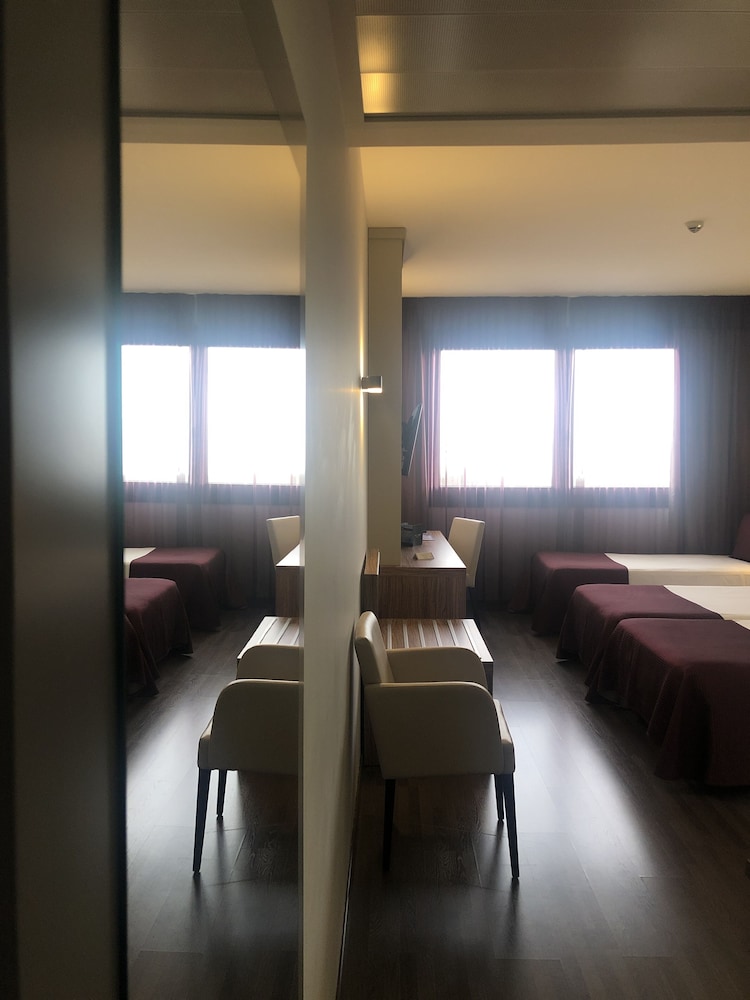 Triple Room, Lagoon View - Photo 3