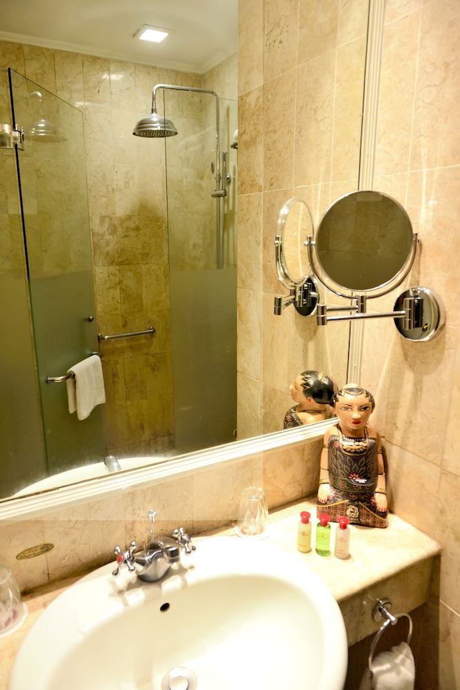 Deluxe Twin Room, 2 Twin Beds (Legacy) - Photo 2