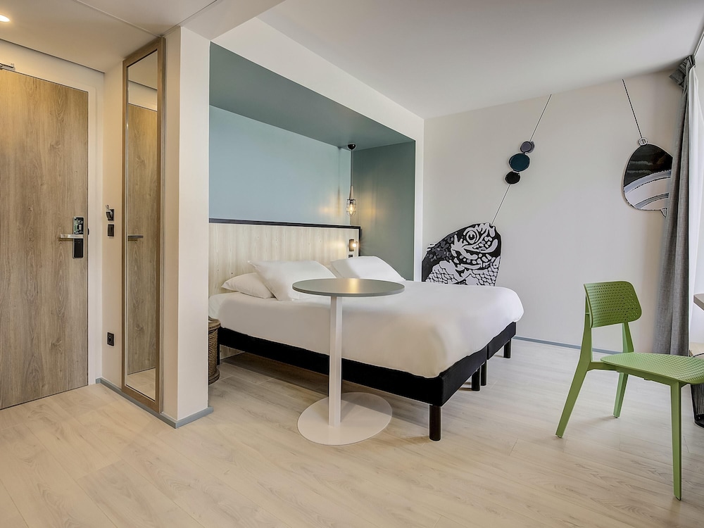 Premium Room, 1 Double Bed - Photo 1