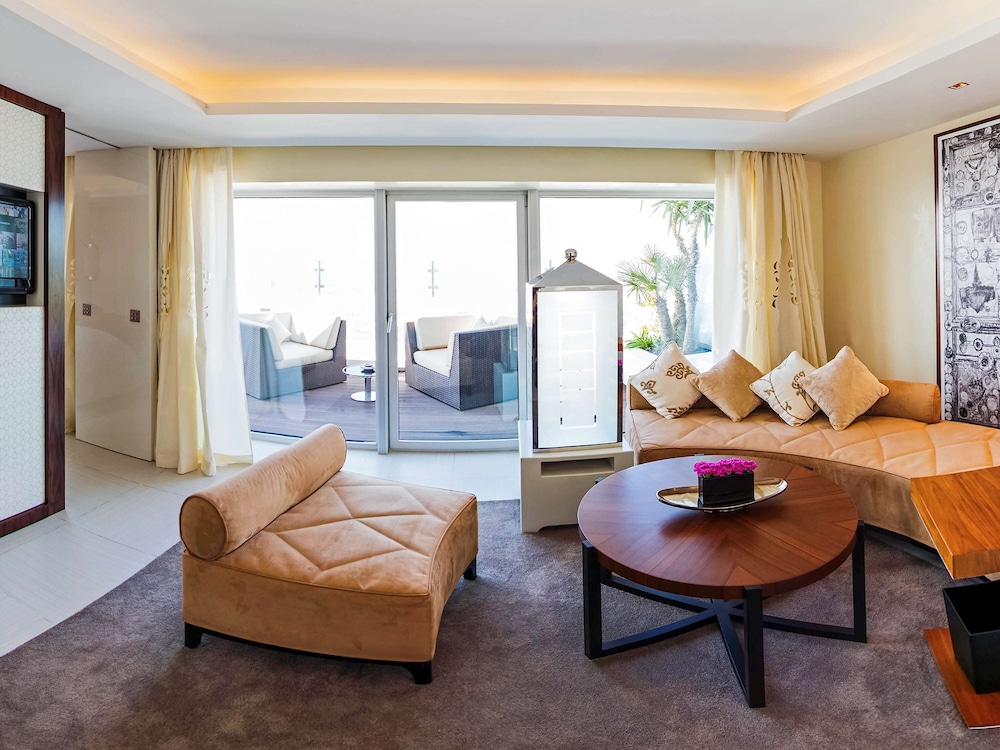Suite, 1 King Bed, Terrace photo 1