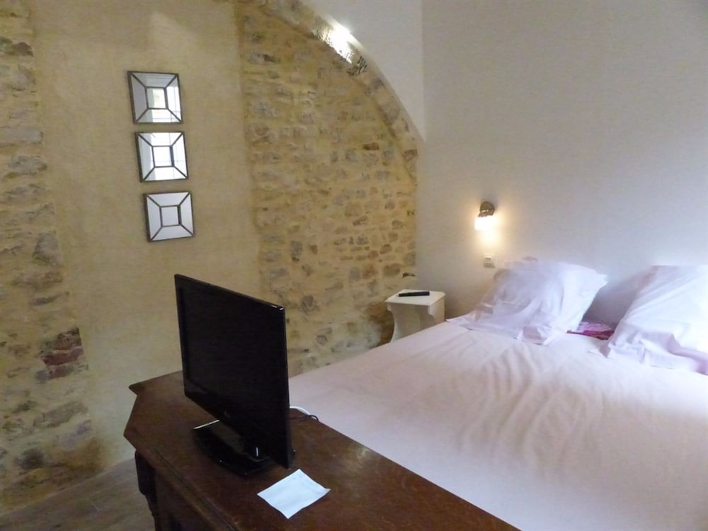 Deluxe Double Room, Ensuite, Courtyard View photo 2