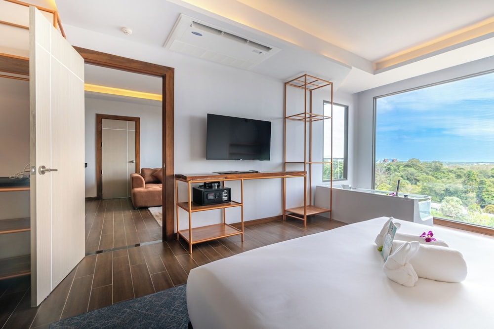 Premium Family Suite - Photo 7