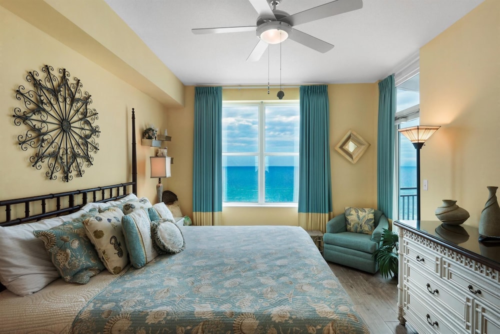 Condo, 1 King Bed with Sofa bed (Aqua Resort 706)