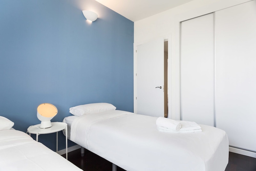 Comfort Apartment, 3 Bedrooms, Balcony (6.1) photo 3